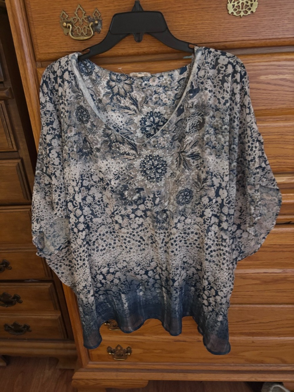 Women's Blue Floral V-Neck Top